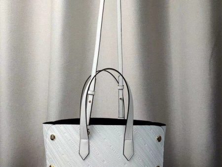 Envy Hold - Givenchy Bags - 329 on Sale