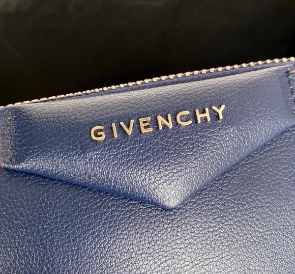 Envy Hold - Givenchy Bags - 395 Online