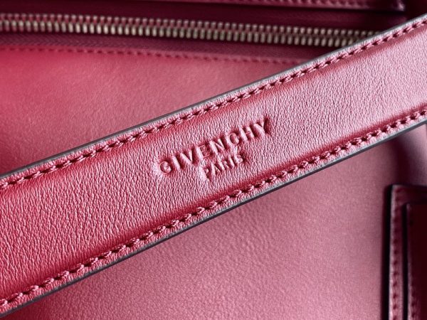 Envy Hold - Givenchy Bags - 408 For Cheap